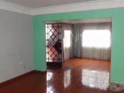 AMPLIA CASA REMODELADA PARA VIVIENDA O EMPRESA – SAN MARTIN DE PORRES