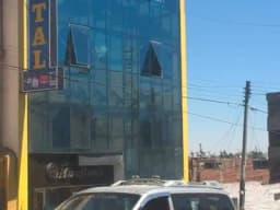 HERMOSO HOTEL EN AV PRINCIPAL DE AREQUIPA