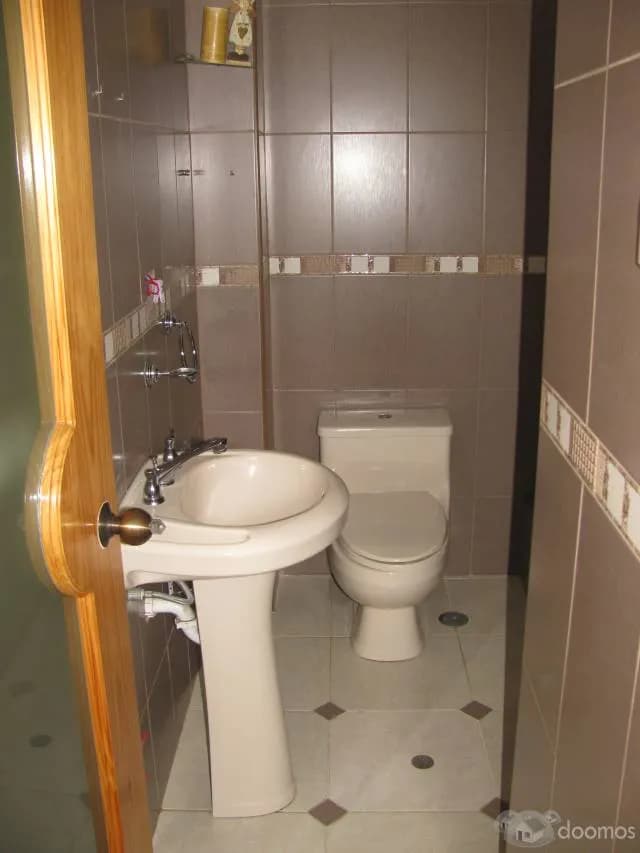 VENTA DE CASA FAMILIAR EN LOCALIZACIÓN PERFECTA — foto 2