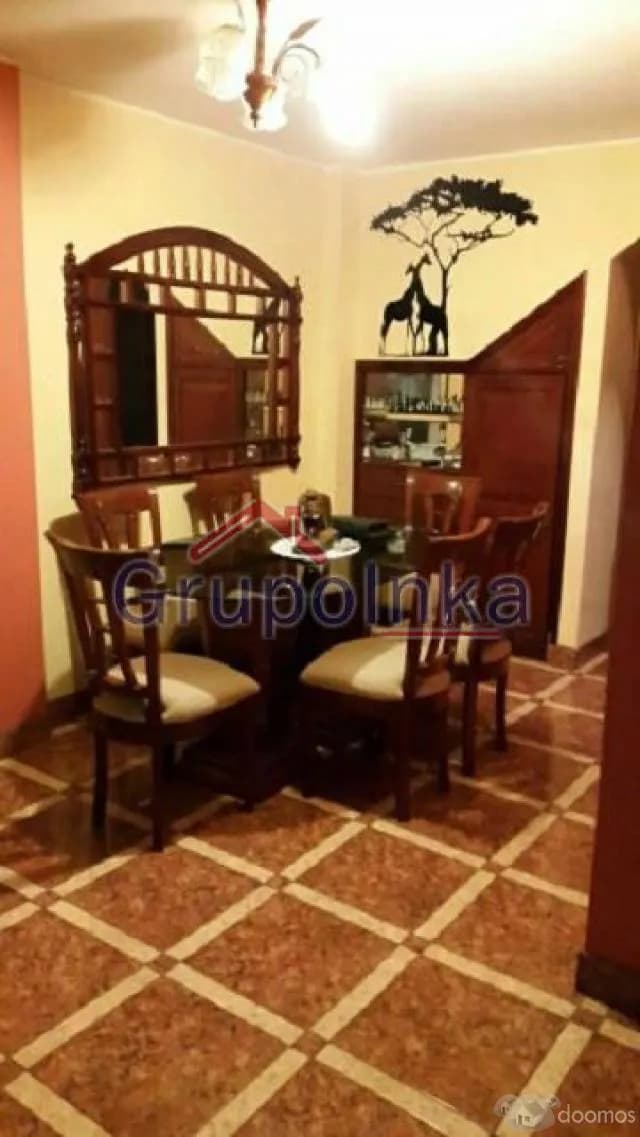 EXCELENTE CASA LISTA PARA HABITAR FRENTE A PARQUE — foto 9