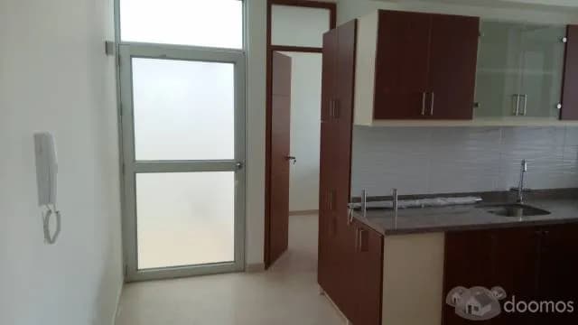 Departamento 1° piso, Urb. Las Palmas — foto 2