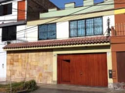 Venta de Casa - La Victoria - Urb. Santa Catalina