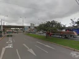 VENDO EDIFICIO COMERCIAL DE 4 PISOS CON ALTURA PERMITIDA DE 10 PISOS - 1,250M2 DE TERRENO- EN SURCO-US$5,000,000