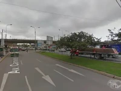 VENDO EDIFICIO COMERCIAL DE 4 PISOS CON ALTURA PERMITIDA DE 10 PISOS - 1,250M2 DE TERRENO- EN SURCO-US$5,000,000