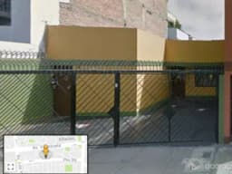 VENDO CASA C/TERRENO