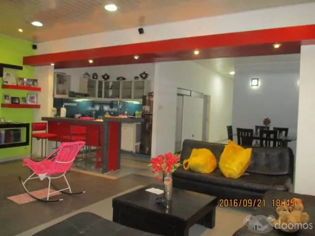 casa moderna con piscina,cochera y BBQ — foto 6