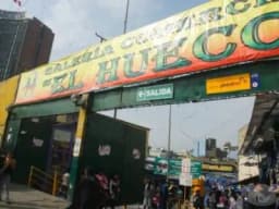 Alquilo stand en Centro Comercial "El Hueco"