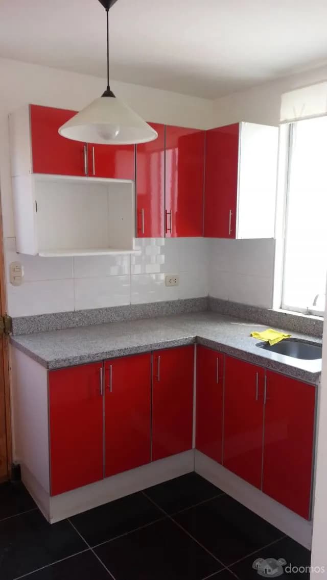 REMATO CASA REMODELADA EN URB. MONTE VERDE — foto 4