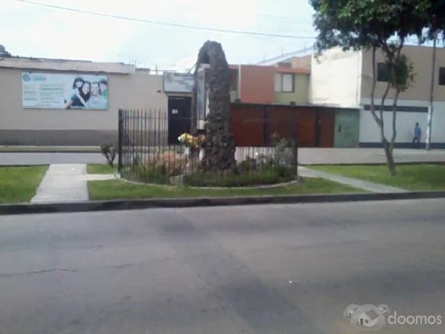 TERRENO 200 Mt2 -  PARAMETRO  6 PISOS - URB. LOS CIPRESES - CERCADO DE LIMA — foto 1