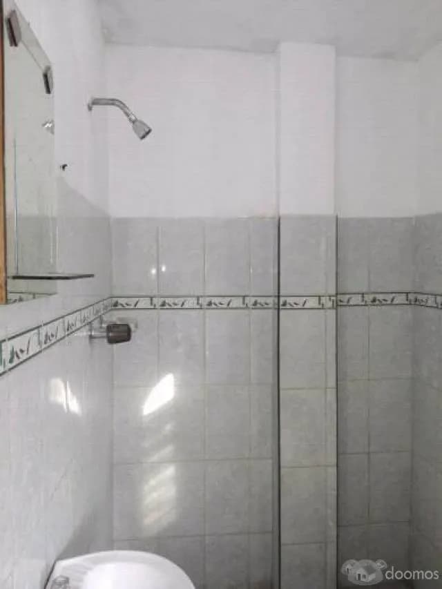 Venta de casa   Tercer piso; — foto 3