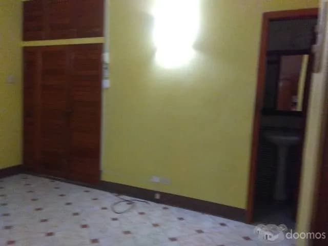 ALQUILO CASA CON TRES DORMITORIOS AMPLIA Y LAVANDERIA — foto 4