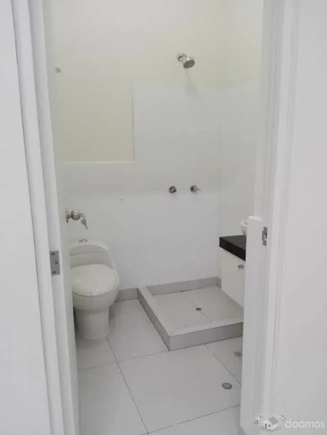 ALQUILO OFICINA DE ESTRENO EN CENTRO DE LIMA — foto 2