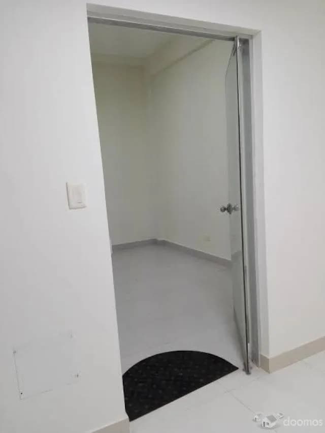 ALQUILO OFICINA DE ESTRENO EN CENTRO DE LIMA — foto 3