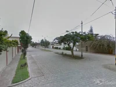 Vendo casa a espaldas de la Universidad Privada San Juan Bautista - Chincha Alta