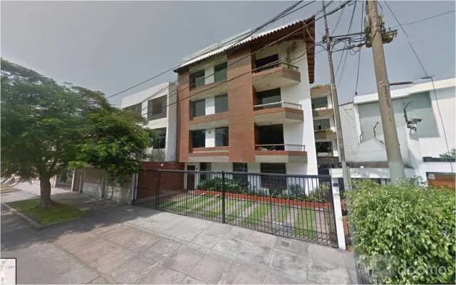 SE ALQUILA FLAT EN 4° PISO - FRENTE A PARQUE — foto 1