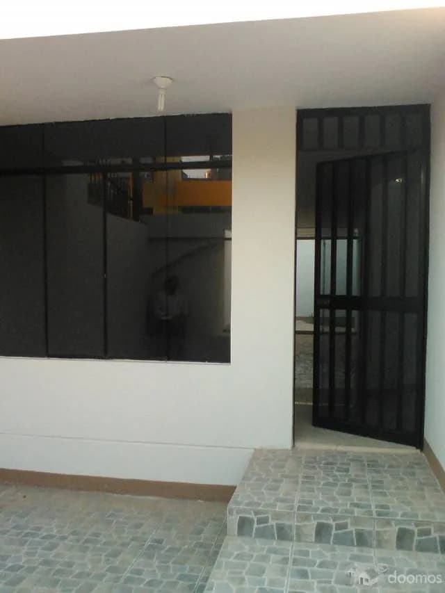 ALQUILO LINDA CASA EN SANTA PATRICIA — foto 2