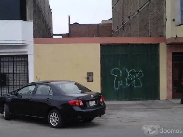 SE RENTA UN LOCAL DE 190 M2 — foto 2