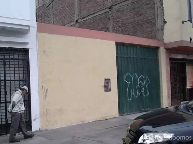 SE RENTA UN LOCAL DE 190 M2 — foto 3