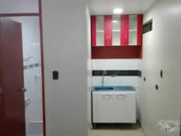 Alquilo amplia habitación amoblada de 17 m2 en estreno a S/. 850