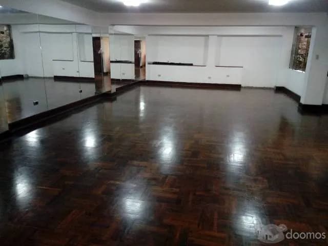 Casa , local para eventos en lince, límite con Jesús María — foto 1