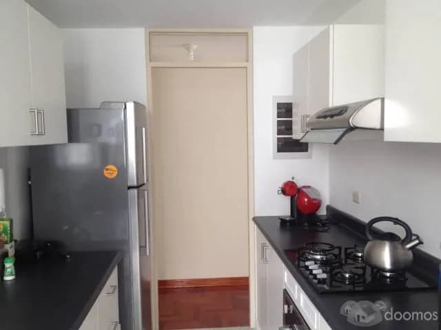 ALQUILER DE DEPARTAMENTO EN SURCO FRENTE A PARQUE — foto 8