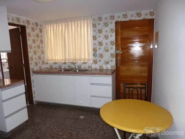 Venta departamento 2do piso vista a la calle 3 dorm — foto 1