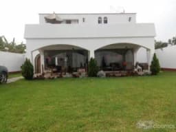 VENDO LINDA CASA DE CAMPO