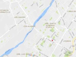 REMATO UN TERRENO EN UNA ESQUINA, AVENIDA CON PASAJE EN UNA ZONA COMERCIAL