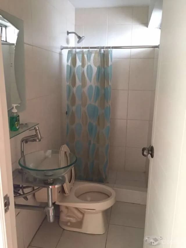 Comparto departamento completamente amoblado, incluido servicios — foto 6