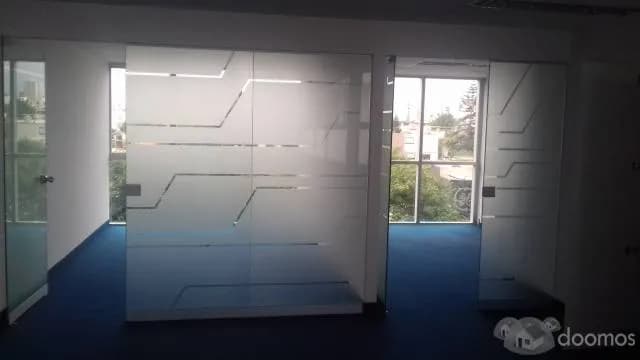 ALQUILER DE OFICINA IMPLEMENTADA — foto 2
