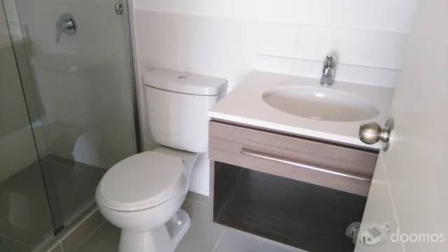 Lindo departamento de semi estreno s/m 2 dorm edificio con club house — foto 4