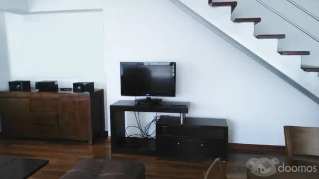 EXCELENTE DUPLEX EN VENTA CERCA AL MALECON MIRAFLORES — foto 3