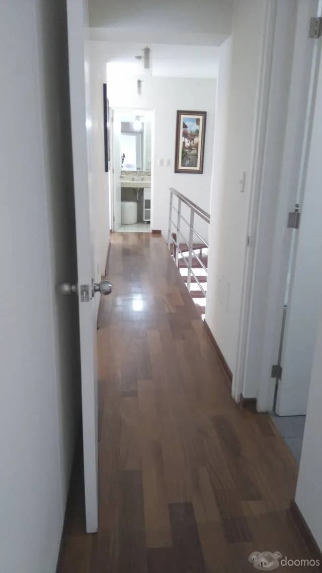 EXCELENTE DUPLEX EN VENTA CERCA AL MALECON MIRAFLORES — foto 4