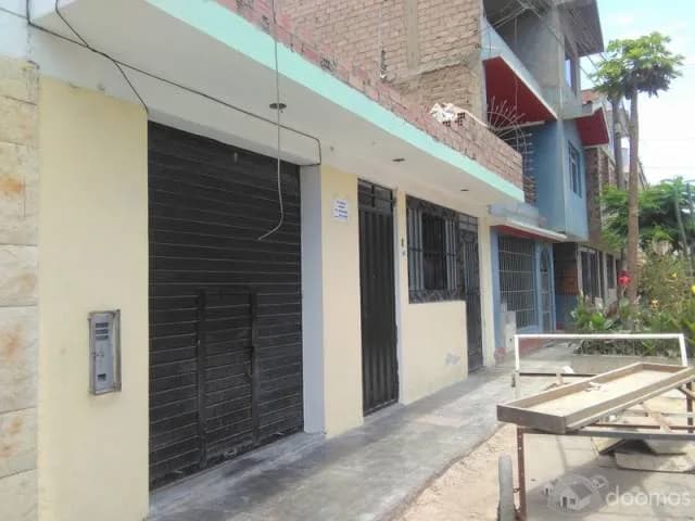 CASA EN EXCELENTE UBICACIÓN — foto 1