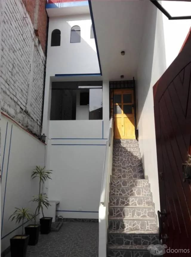 OCASION VENDO PRECIOSA CASA EN MANGOMARCA SJL — foto 6