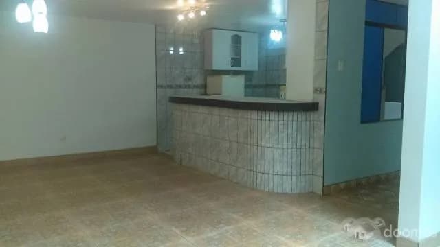 OCASION VENDO PRECIOSA CASA EN MANGOMARCA SJL — foto 8