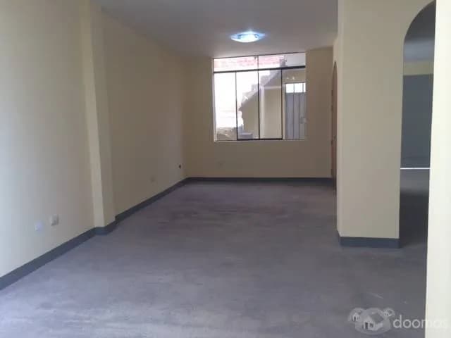 CASA AMPLIA EN ALQUILER — foto 1