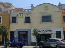 SE VENDE TERRENO COMERCIAL Y VIVIENDA