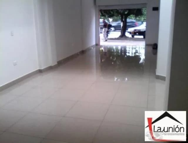 ALQUILO LOCAL — foto 1