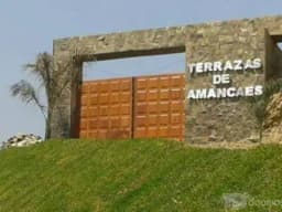 CONDOMINIO EXCLUSIVO PARA CASAS DE CAMPO