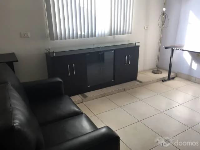 Oficina Totalmente Amoblada a dos Cdras de Miraflores — foto 9