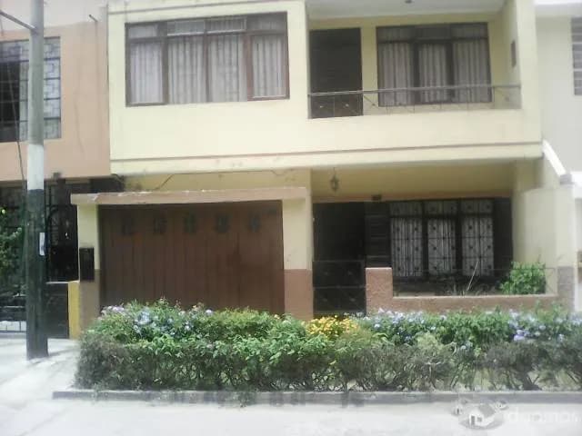 VENDO  CASA  DE OCACION — foto 1