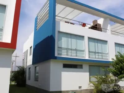 HERMOSA CASA DE PLAYA EN EXCELENTE CONDOMINIO
