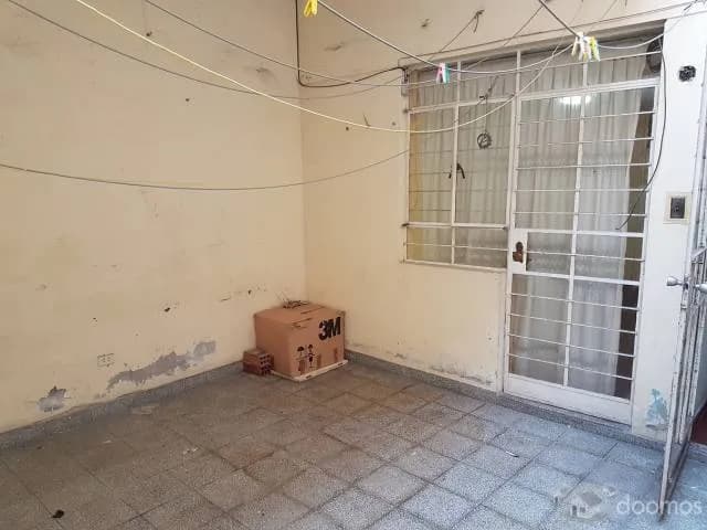 VENDO CASA - 1ER PISO - URB. ELIO - FRENTE A PARQUE — foto 6