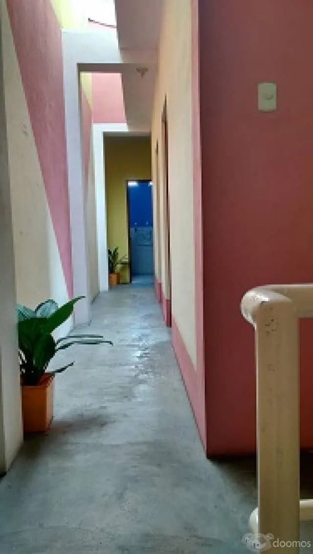 VENTA DE CASA 03 PISOS- TITULOS EN REGLA — foto 3