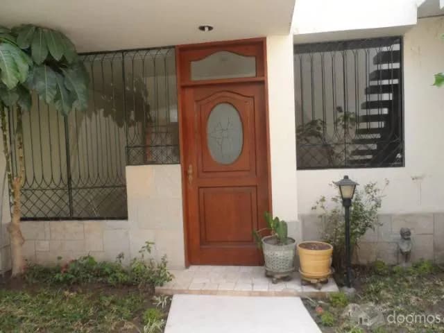 1er piso, 2 dormitorios, Urb. Honor y Lealtad, Surco — foto 3