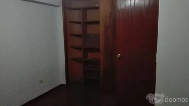 Alquilo 3 dormitorios cerca parque — foto 4