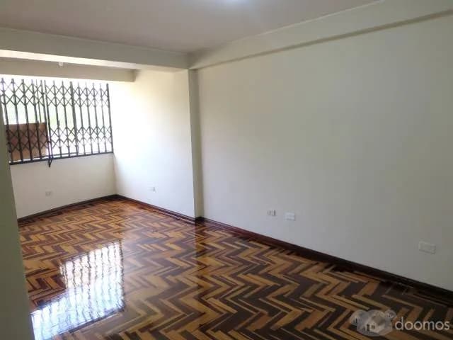 Departamento de 3 habitaciones, 2 baños, cochera — foto 3
