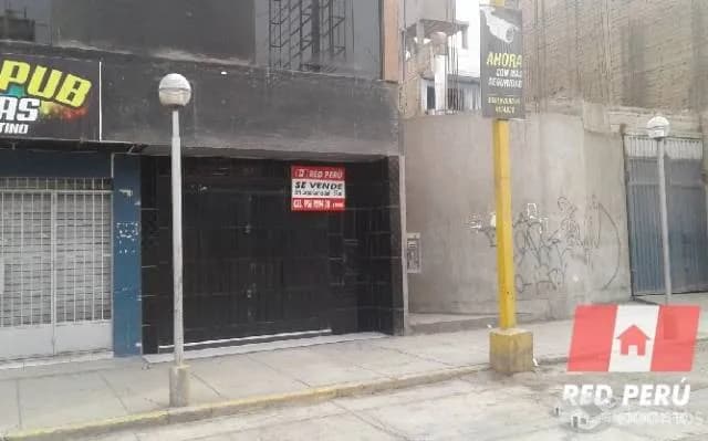 SE VENDE LOCAL COMERCIAL EN EL BOULEVARD DE RETABLO - COMAS — foto 1