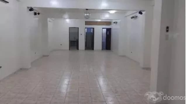 Se Alquila Local Comercial 120m2 1er Piso — foto 2